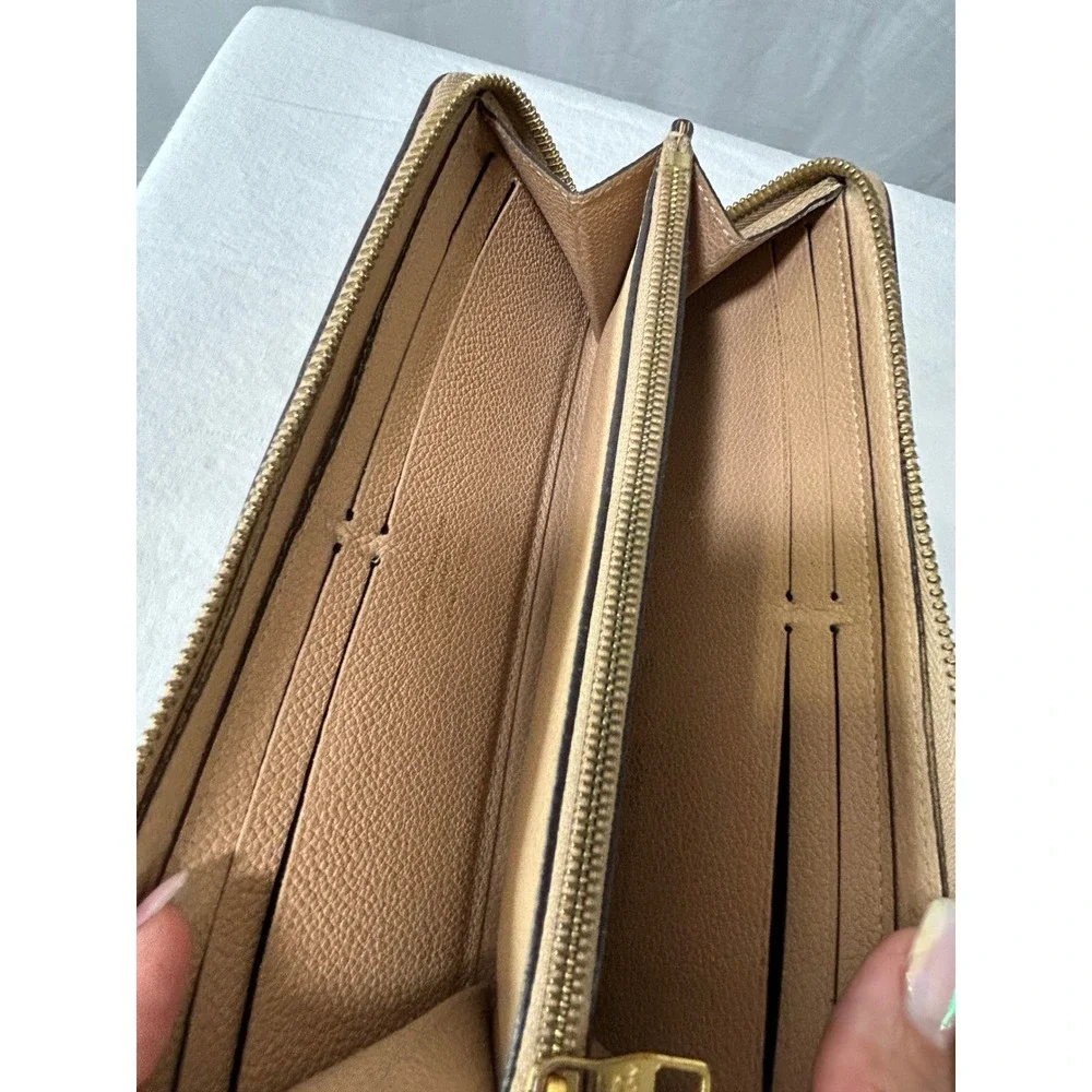 Louis Vuitton louis vuitton